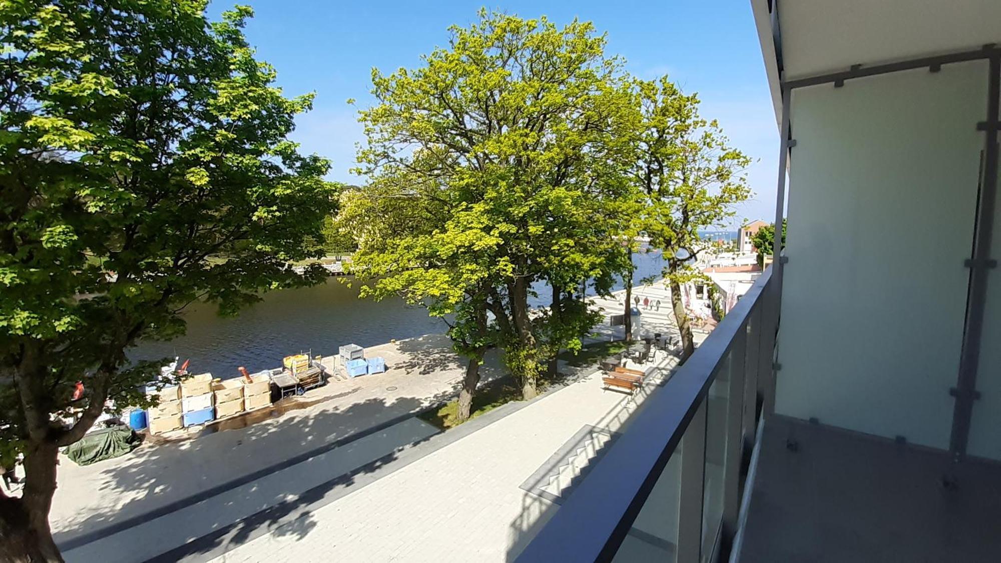 Apartament Z Widokiem Na Morze I Port Treptower Deep Exterior foto
